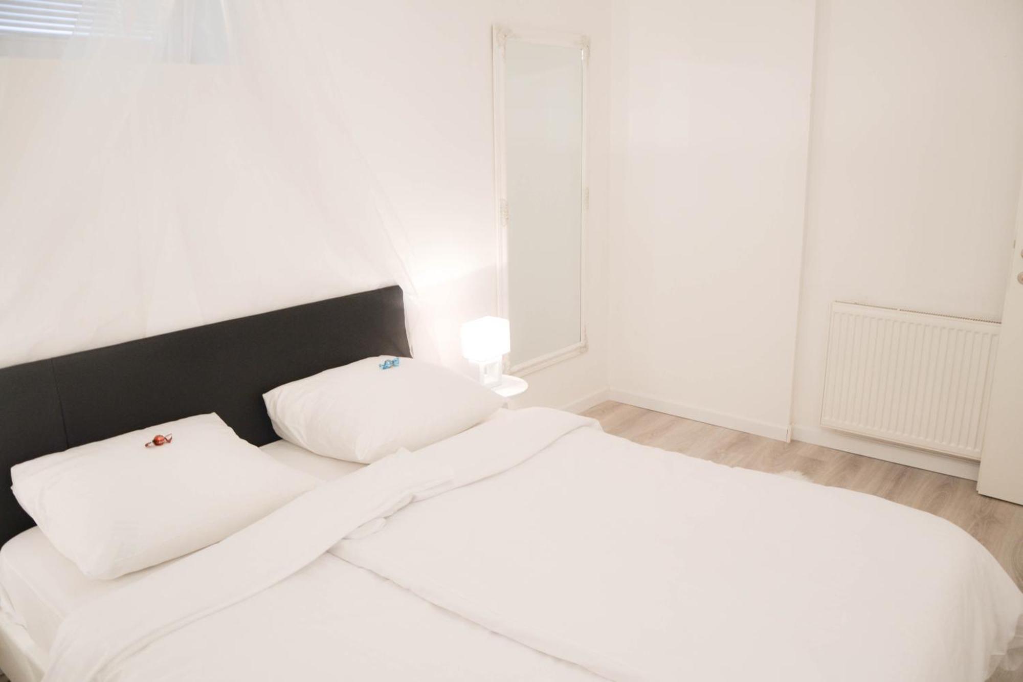 Villa Hillside Apartment Jesenice Bagian luar foto