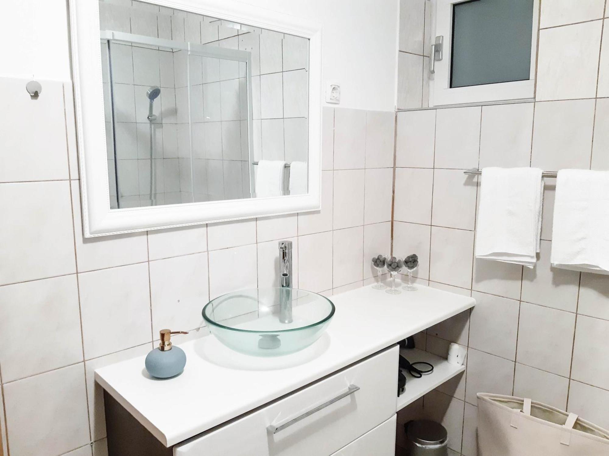 Villa Hillside Apartment Jesenice Bagian luar foto