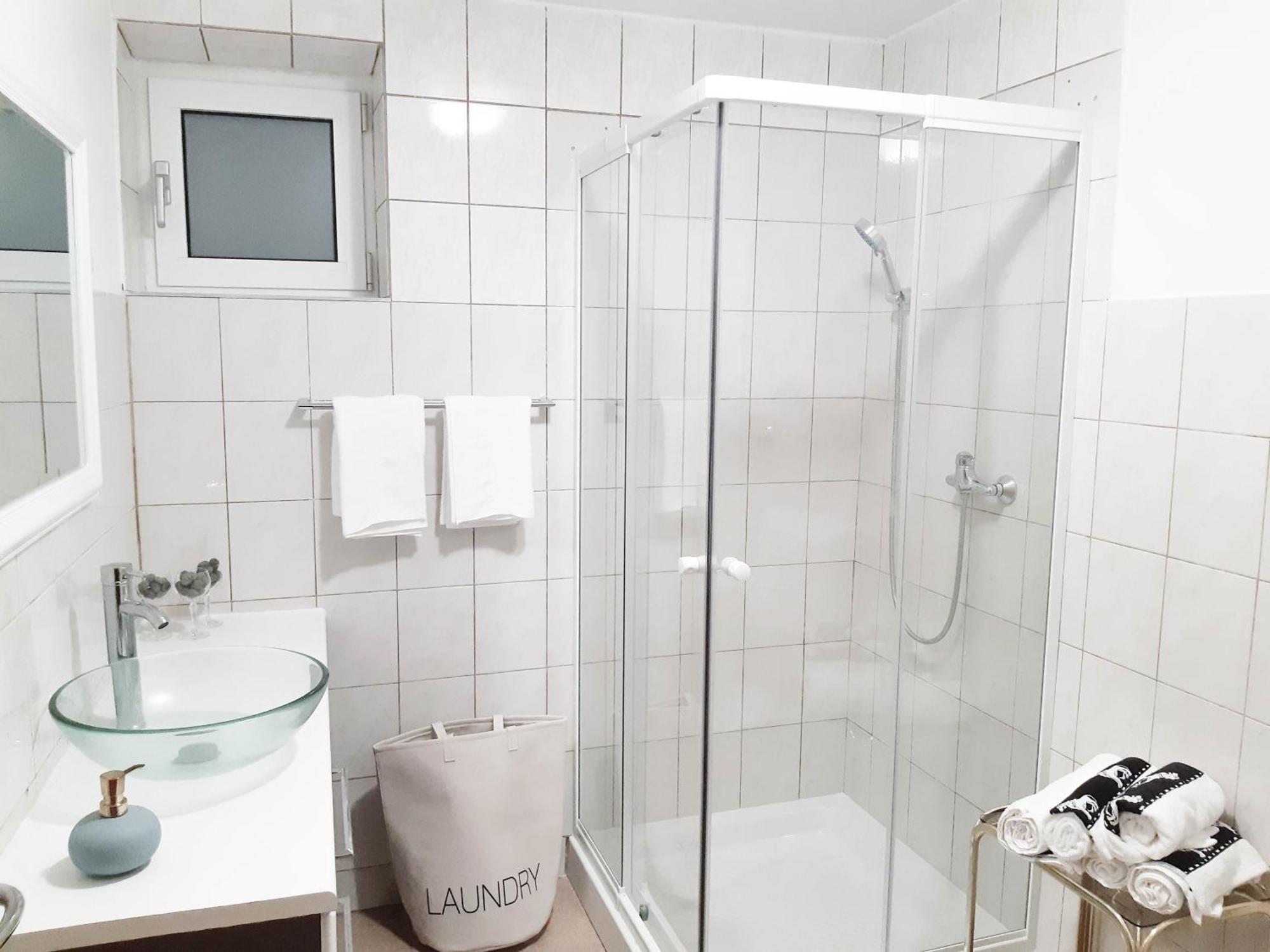 Villa Hillside Apartment Jesenice Bagian luar foto